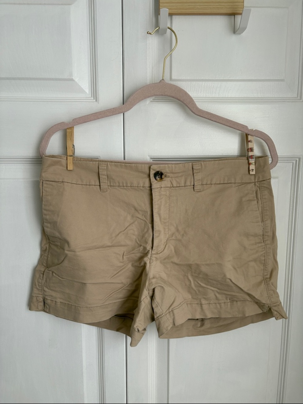 Old Navy Tan Cotton Blend Women’s Shorts